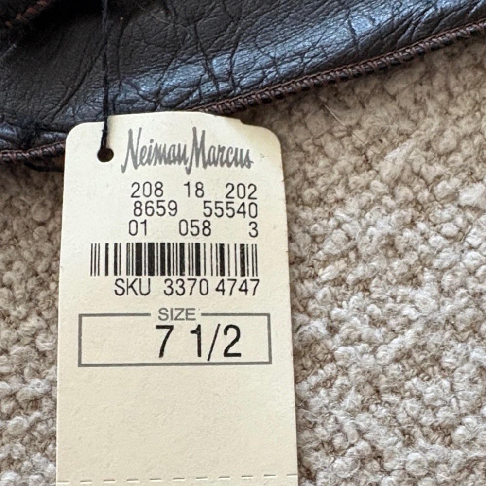 Neiman Marcus Dark Brown Leather Gloves - Picture 2 of 3